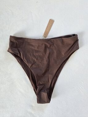 SKIMS▪️Recycled Swim Mid Waist Cheeky Bikini Bottoms in Cocoa